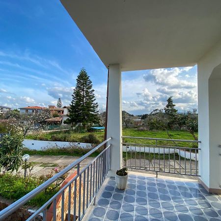 Villa Gladyr Lotzorai Exteriér fotografie