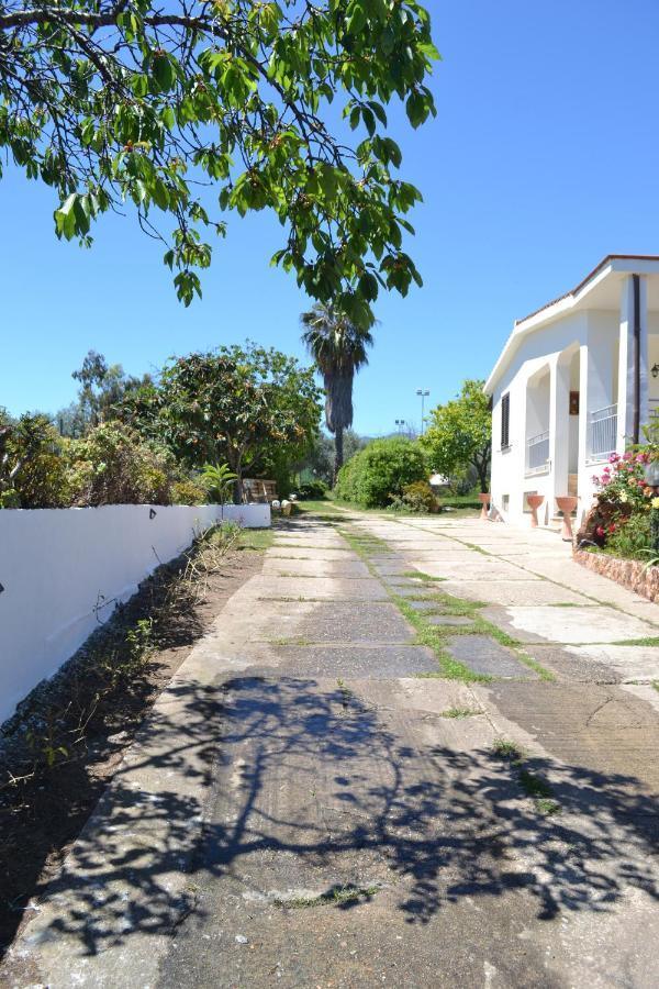 Villa Gladyr Lotzorai Exteriér fotografie