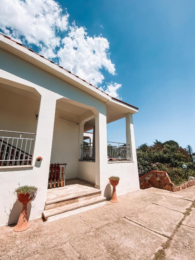 Villa Gladyr Lotzorai Exteriér fotografie