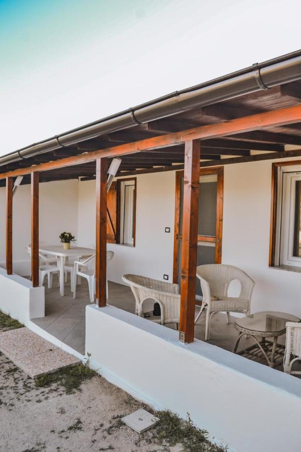 Villa Gladyr Lotzorai Exteriér fotografie